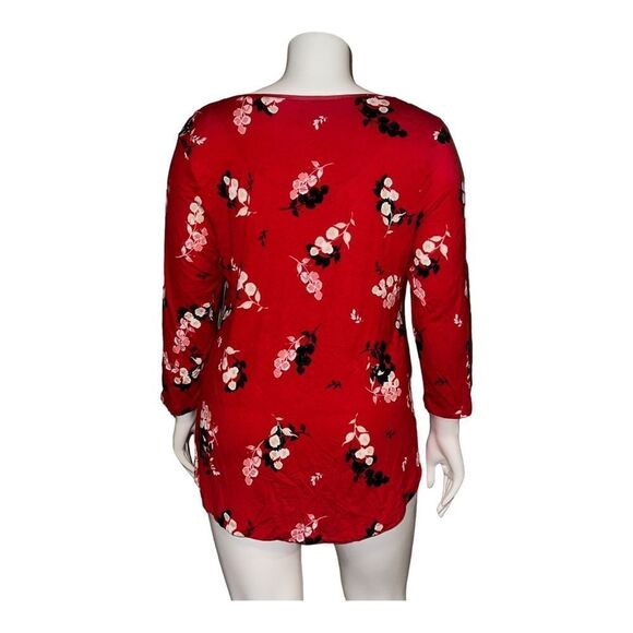 JM Collection Women's Plus Size Flowing Foliage Jacquard Top Red 2X NWT - Picture 2 of 8